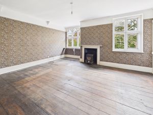 Bedroom- click for photo gallery